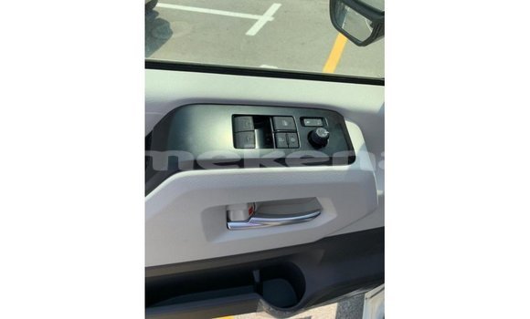 Buy Import Toyota Hiace White Car in Import - Dubai in Aragatsotn Buy Import Toyota Hiace White Car in Import - Dubai in Aragatsotn