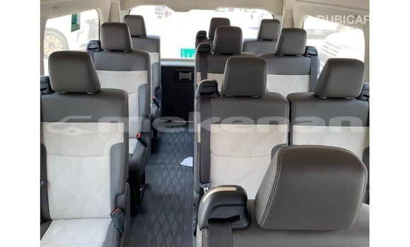 Buy Import Toyota Hiace White Car in Import - Dubai in Aragatsotn Buy Import Toyota Hiace White Car in Import - Dubai in Aragatsotn