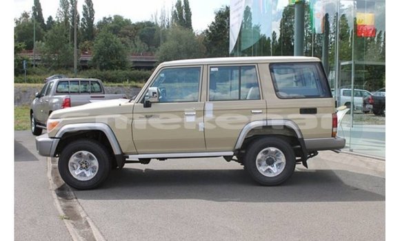 Buy Import Toyota Land Cruiser Beige Car in Import - Dubai in Aragatsotn Buy Import Toyota Land Cruiser Beige Car in Import - Dubai in Aragatsotn