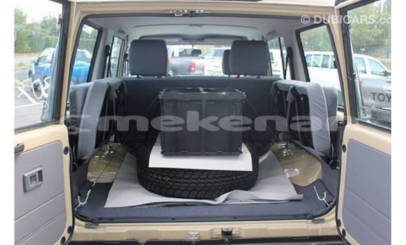 Buy Import Toyota Land Cruiser Beige Car in Import - Dubai in Aragatsotn Buy Import Toyota Land Cruiser Beige Car in Import - Dubai in Aragatsotn