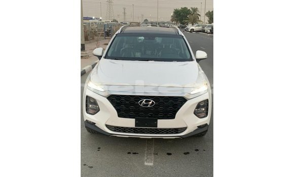 Buy Import Hyundai Santa Fe White Car in Import - Dubai in Aragatsotn Buy Import Hyundai Santa Fe White Car in Import - Dubai in Aragatsotn