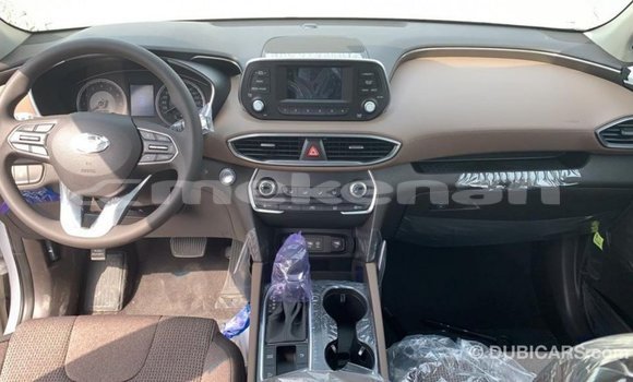 Buy Import Hyundai Santa Fe White Car in Import - Dubai in Aragatsotn Buy Import Hyundai Santa Fe White Car in Import - Dubai in Aragatsotn