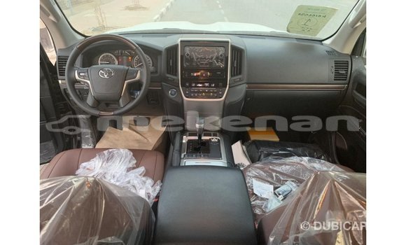 Buy Import Toyota Land Cruiser Black Car in Import - Dubai in Aragatsotn Buy Import Toyota Land Cruiser Black Car in Import - Dubai in Aragatsotn