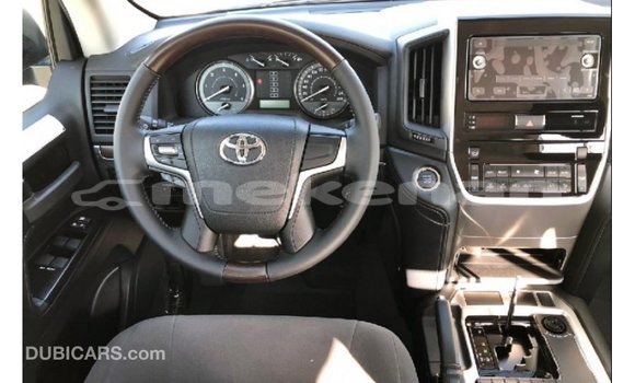 Buy Import Toyota Land Cruiser Black Car in Import - Dubai in Aragatsotn Buy Import Toyota Land Cruiser Black Car in Import - Dubai in Aragatsotn
