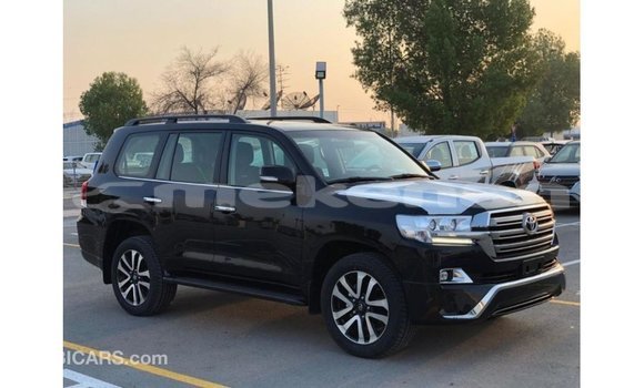 Buy Import Toyota Land Cruiser Black Car in Import - Dubai in Aragatsotn Buy Import Toyota Land Cruiser Black Car in Import - Dubai in Aragatsotn