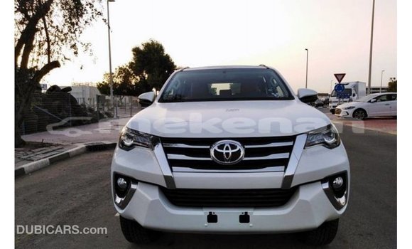 Buy Import Toyota Fortuner White Car in Import - Dubai in Aragatsotn Buy Import Toyota Fortuner White Car in Import - Dubai in Aragatsotn