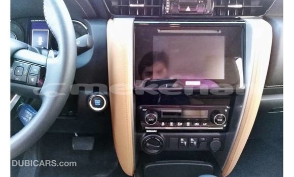 Buy Import Toyota Fortuner White Car in Import - Dubai in Aragatsotn Buy Import Toyota Fortuner White Car in Import - Dubai in Aragatsotn