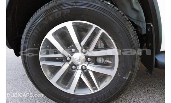 Buy Import Toyota Fortuner White Car in Import - Dubai in Aragatsotn Buy Import Toyota Fortuner White Car in Import - Dubai in Aragatsotn