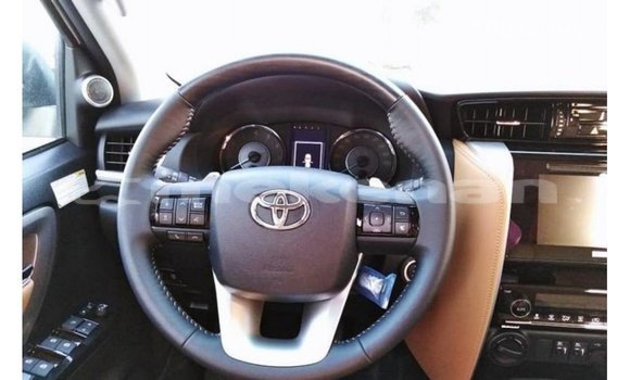 Buy Import Toyota Fortuner White Car in Import - Dubai in Aragatsotn Buy Import Toyota Fortuner White Car in Import - Dubai in Aragatsotn