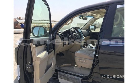 Buy Import Toyota Land Cruiser Black Car in Import - Dubai in Aragatsotn Buy Import Toyota Land Cruiser Black Car in Import - Dubai in Aragatsotn