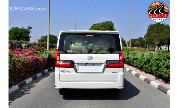 Buy Import Toyota Granvia White Car in Import - Dubai in Aragatsotn Buy Import Toyota Granvia White Car in Import - Dubai in Aragatsotn