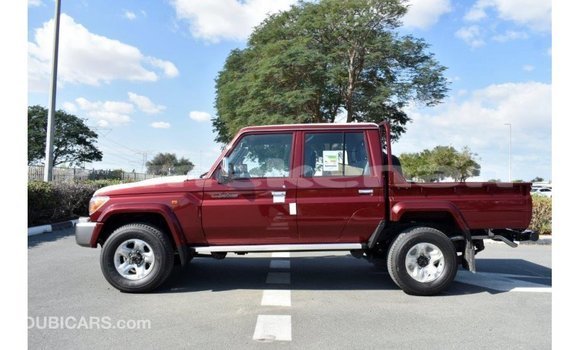 Buy Import Toyota Land Cruiser Red Car in Import - Dubai in Aragatsotn Buy Import Toyota Land Cruiser Red Car in Import - Dubai in Aragatsotn