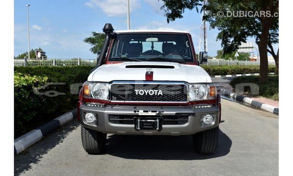 Buy Import Toyota Land Cruiser Red Car in Import - Dubai in Aragatsotn Buy Import Toyota Land Cruiser Red Car in Import - Dubai in Aragatsotn