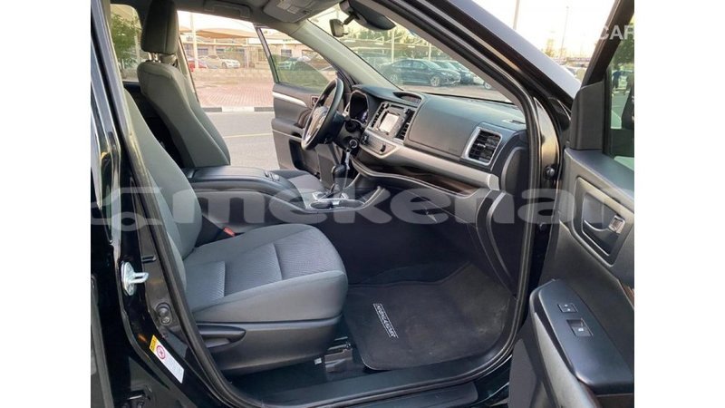 Big with watermark toyota highlander aragatsotn import dubai 2038