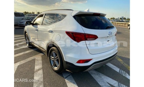 Buy Import Hyundai Santa Fe White Car in Import - Dubai in Aragatsotn Buy Import Hyundai Santa Fe White Car in Import - Dubai in Aragatsotn