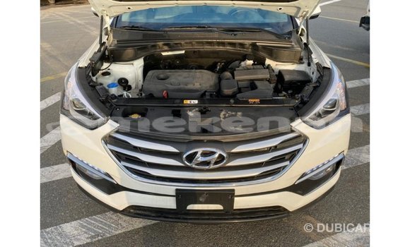 Buy Import Hyundai Santa Fe White Car in Import - Dubai in Aragatsotn Buy Import Hyundai Santa Fe White Car in Import - Dubai in Aragatsotn