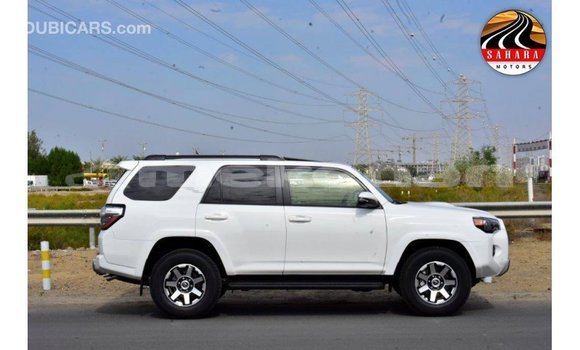 Buy Import Toyota 4Runner White Car in Import - Dubai in Aragatsotn Buy Import Toyota 4Runner White Car in Import - Dubai in Aragatsotn