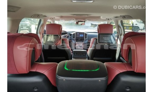 Buy Import Toyota Land Cruiser Black Car in Import - Dubai in Aragatsotn Buy Import Toyota Land Cruiser Black Car in Import - Dubai in Aragatsotn