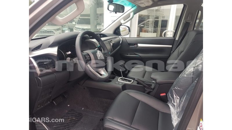 Big with watermark toyota hilux aragatsotn import dubai 2070