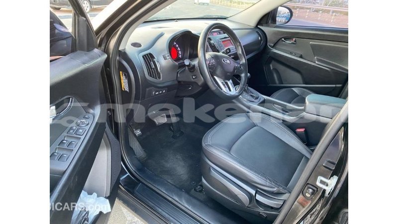 Big with watermark kia sportage aragatsotn import dubai 2084