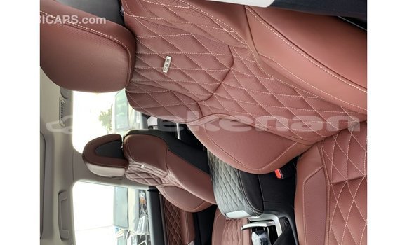 Buy Import Toyota Land Cruiser Black Car in Import - Dubai in Aragatsotn Buy Import Toyota Land Cruiser Black Car in Import - Dubai in Aragatsotn