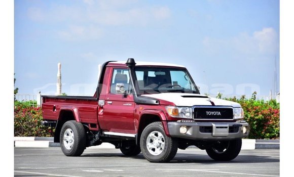 Buy Import Toyota Land Cruiser Red Car in Import - Dubai in Aragatsotn Buy Import Toyota Land Cruiser Red Car in Import - Dubai in Aragatsotn