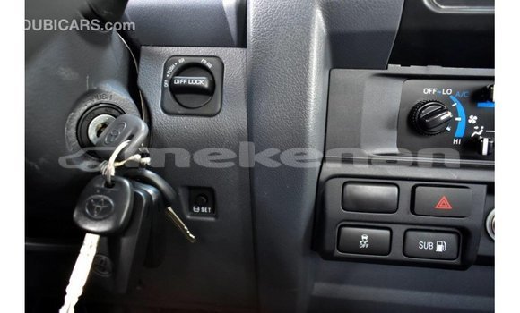 Buy Import Toyota Land Cruiser Red Car in Import - Dubai in Aragatsotn Buy Import Toyota Land Cruiser Red Car in Import - Dubai in Aragatsotn