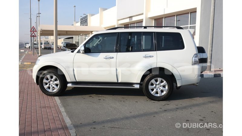 Big with watermark mitsubishi pajero aragatsotn import dubai 2096