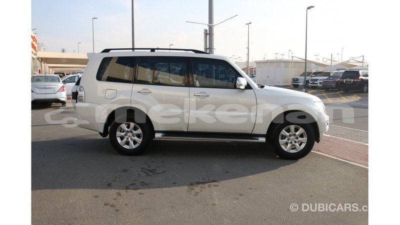 Big with watermark mitsubishi pajero aragatsotn import dubai 2096
