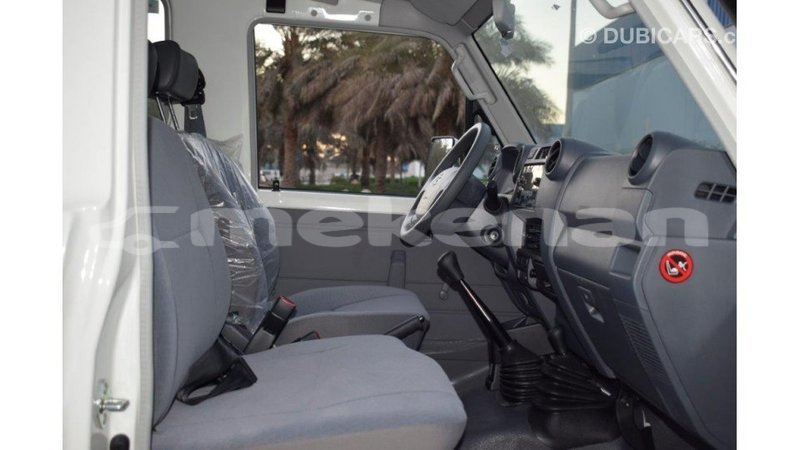 Big with watermark toyota land cruiser aragatsotn import dubai 2106