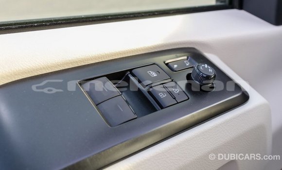 Buy Import Toyota Hiace White Car in Import - Dubai in Aragatsotn Buy Import Toyota Hiace White Car in Import - Dubai in Aragatsotn