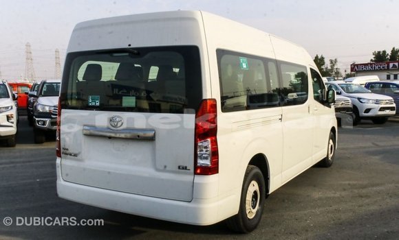Buy Import Toyota Hiace White Car in Import - Dubai in Aragatsotn Buy Import Toyota Hiace White Car in Import - Dubai in Aragatsotn