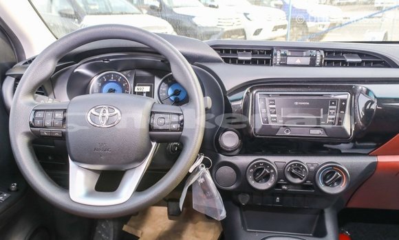 Buy Import Toyota Hilux White Car in Import - Dubai in Aragatsotn Buy Import Toyota Hilux White Car in Import - Dubai in Aragatsotn