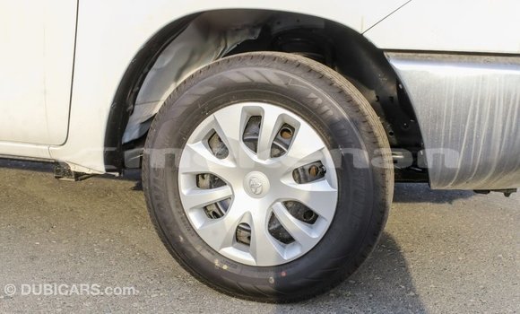 Buy Import Toyota Hilux White Car in Import - Dubai in Aragatsotn Buy Import Toyota Hilux White Car in Import - Dubai in Aragatsotn