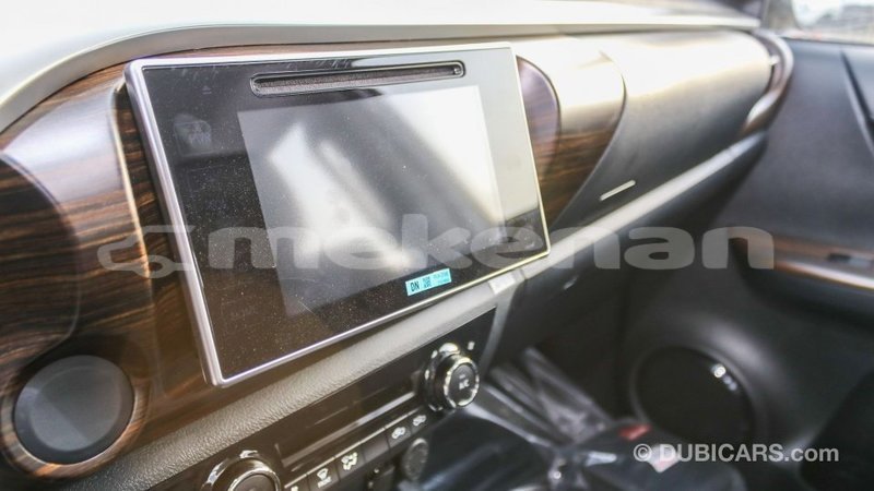 Big with watermark toyota hilux aragatsotn import dubai 2111