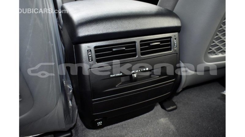 Big with watermark toyota land cruiser aragatsotn import dubai 2114