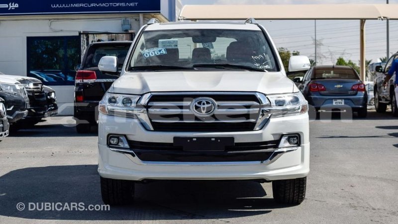 Big with watermark toyota land cruiser aragatsotn import dubai 2116