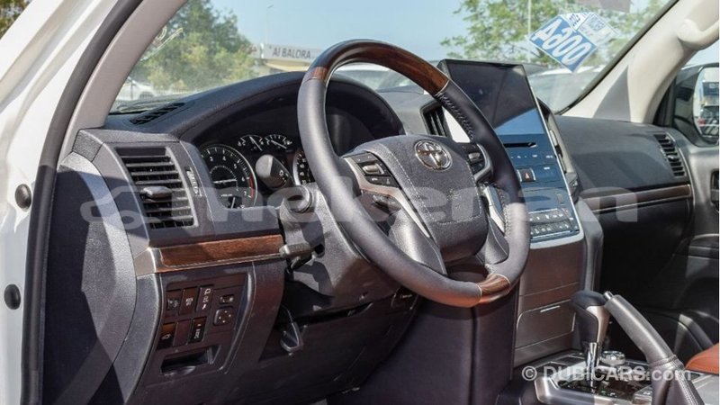 Big with watermark toyota land cruiser aragatsotn import dubai 2116