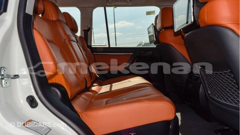 Big with watermark toyota land cruiser aragatsotn import dubai 2116