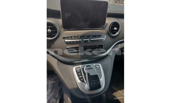 Buy Import Mercedes-Benz 250 Black Car in Import - Dubai in Aragatsotn Buy Import Mercedes-Benz 250 Black Car in Import - Dubai in Aragatsotn