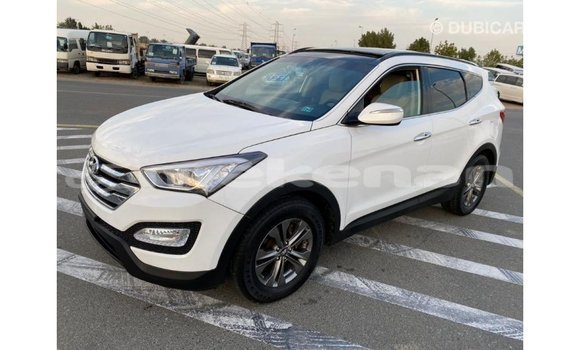 Buy Import Hyundai Santa Fe White Car in Import - Dubai in Aragatsotn Buy Import Hyundai Santa Fe White Car in Import - Dubai in Aragatsotn