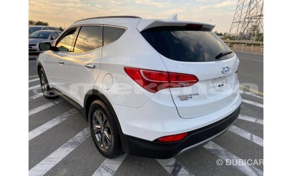 Buy Import Hyundai Santa Fe White Car in Import - Dubai in Aragatsotn Buy Import Hyundai Santa Fe White Car in Import - Dubai in Aragatsotn