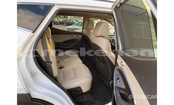 Buy Import Hyundai Santa Fe White Car in Import - Dubai in Aragatsotn Buy Import Hyundai Santa Fe White Car in Import - Dubai in Aragatsotn