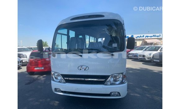 Buy Import Hyundai Chorus White Truck in Import - Dubai in Aragatsotn Buy Import Hyundai Chorus White Truck in Import - Dubai in Aragatsotn
