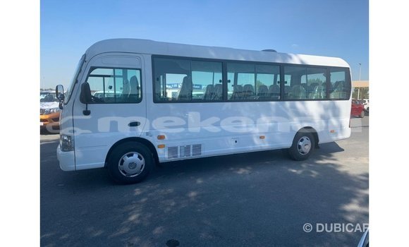 Buy Import Hyundai Chorus White Truck in Import - Dubai in Aragatsotn Buy Import Hyundai Chorus White Truck in Import - Dubai in Aragatsotn