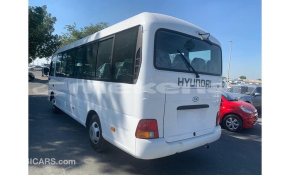 Buy Import Hyundai Chorus White Truck in Import - Dubai in Aragatsotn Buy Import Hyundai Chorus White Truck in Import - Dubai in Aragatsotn