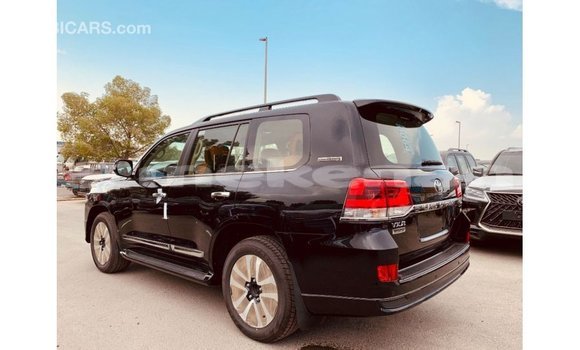 Buy Import Toyota Land Cruiser Black Car in Import - Dubai in Aragatsotn Buy Import Toyota Land Cruiser Black Car in Import - Dubai in Aragatsotn