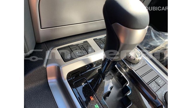 Big with watermark toyota land cruiser aragatsotn import dubai 2142