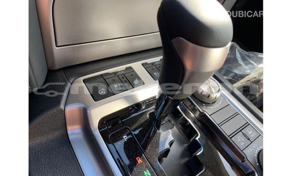 Buy Import Toyota Land Cruiser White Car in Import - Dubai in Aragatsotn Buy Import Toyota Land Cruiser White Car in Import - Dubai in Aragatsotn