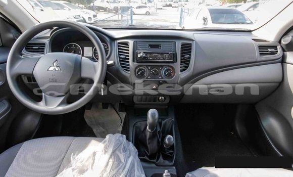Buy Import Mitsubishi L200 White Car in Import - Dubai in Aragatsotn Buy Import Mitsubishi L200 White Car in Import - Dubai in Aragatsotn